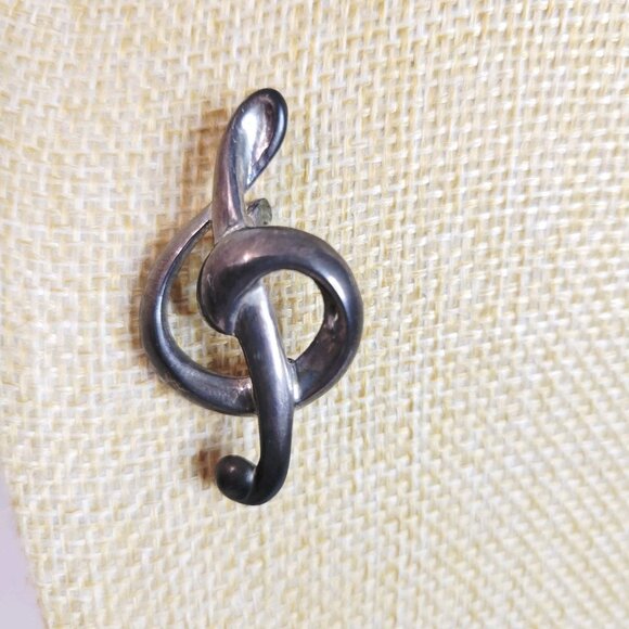 Vintage treble clef brooch - Gem Vtg 925 Sterling Silver Treble Clef Music Oxidized Pin Brooch